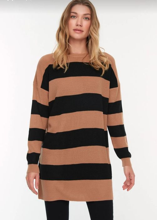 Pulover tricotat lung,nou cu etichetă