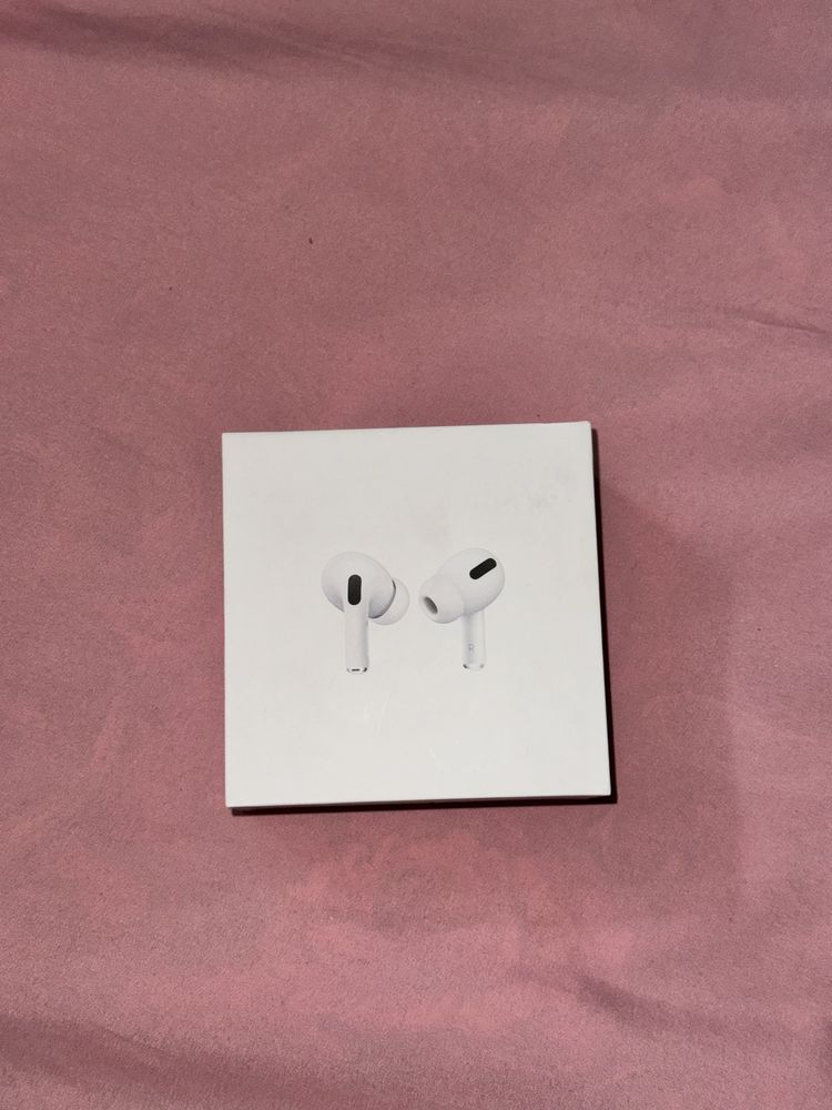 Продам AirPods Pro