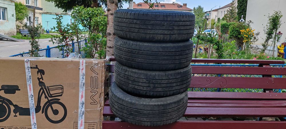 Cauciucuri  245/45/19   102 V  XL Extra Load  / MICHELIN 225/60/18