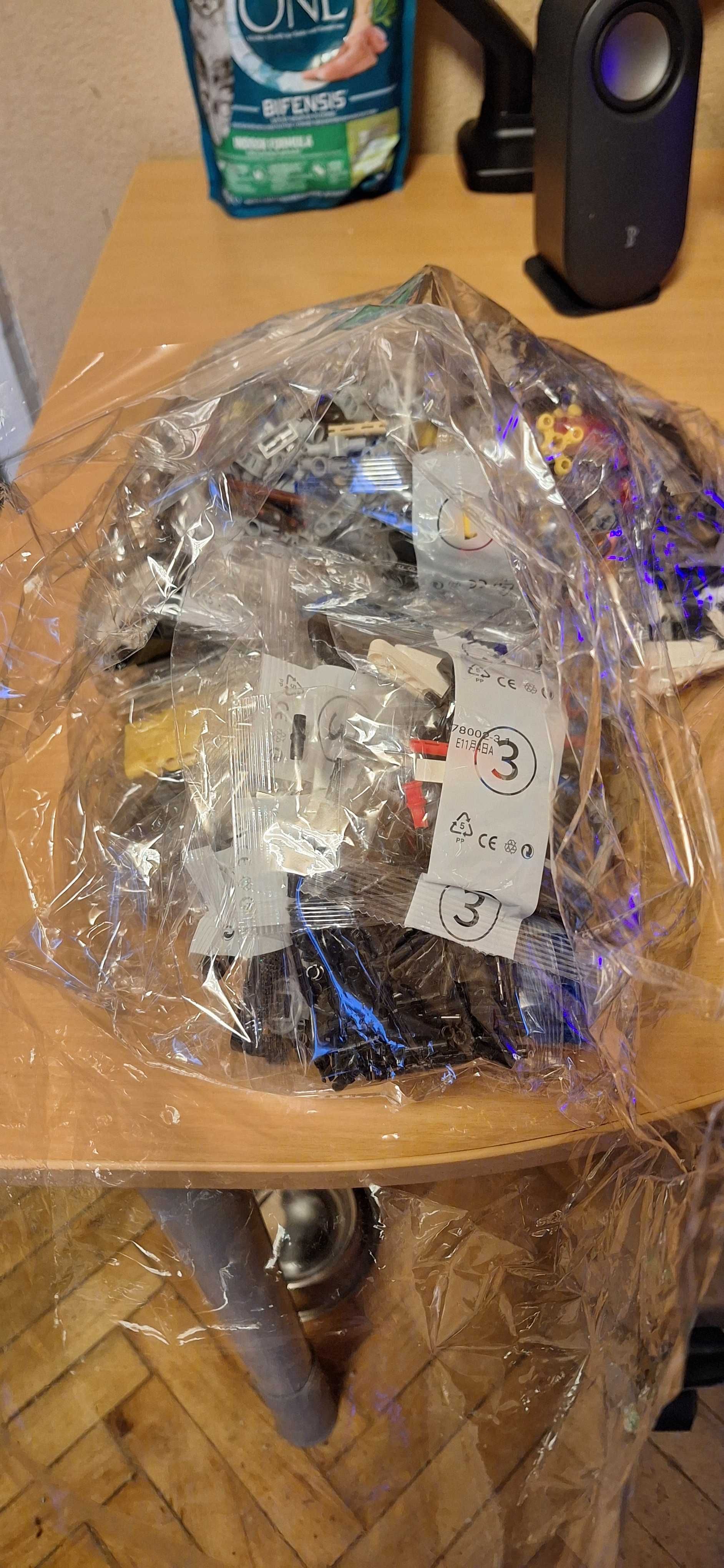Lego BMW M 1000 RR 42130