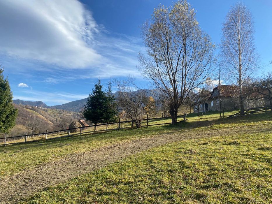 Teren 1000 mp Bran – Vedere superbă la munte