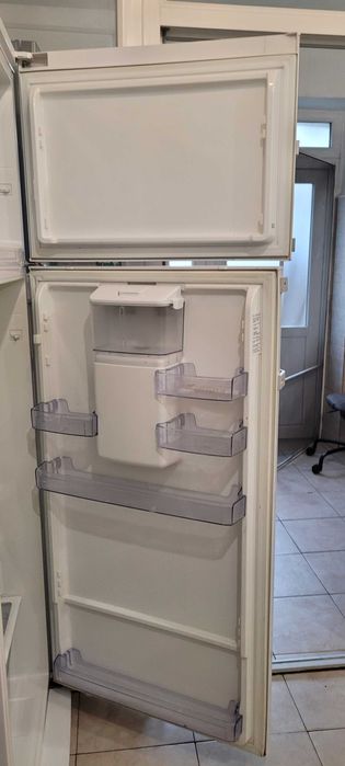 Frigider Beco No Frost.