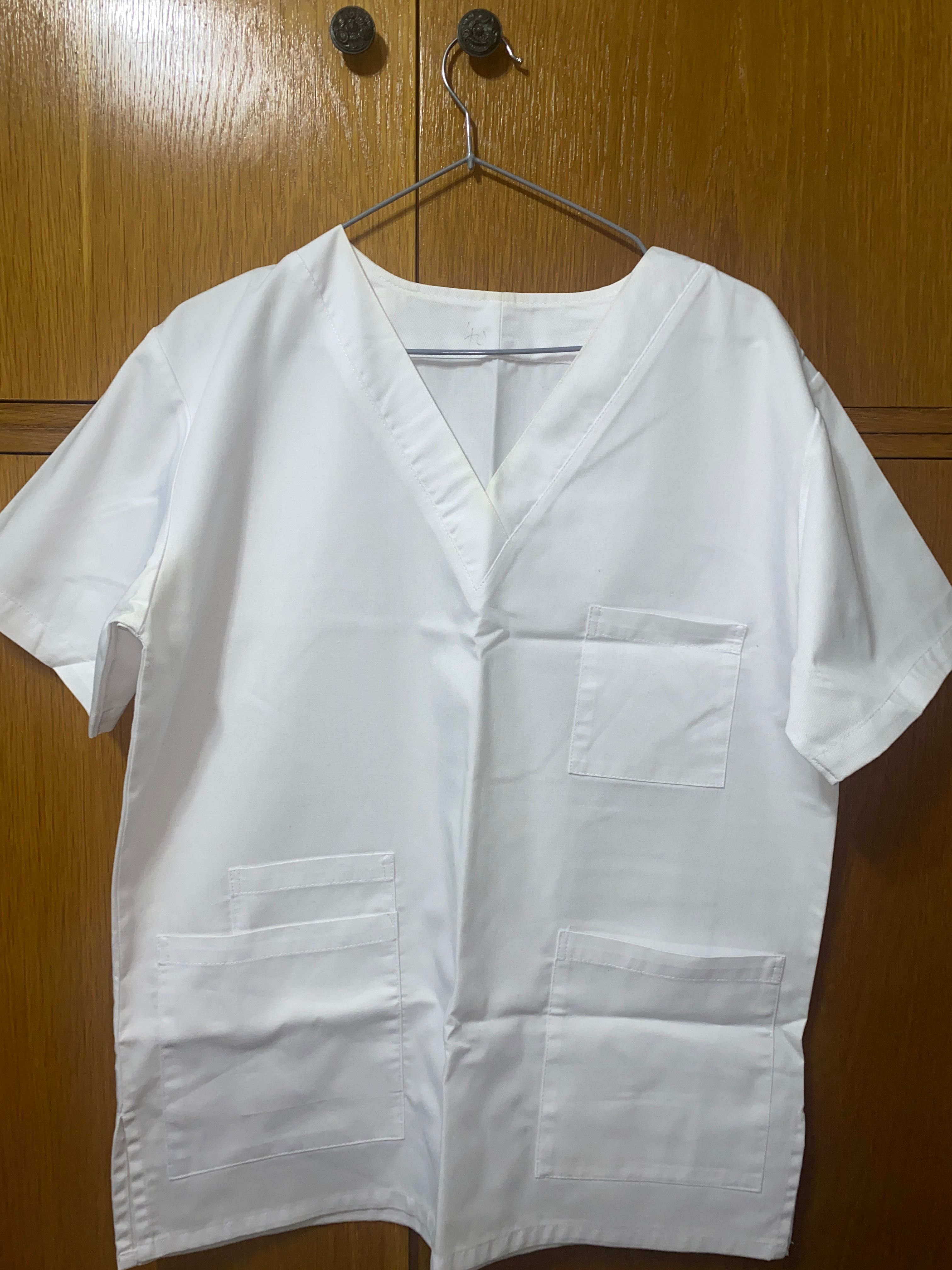 Costum medical alb , barbati , marimea 40-M