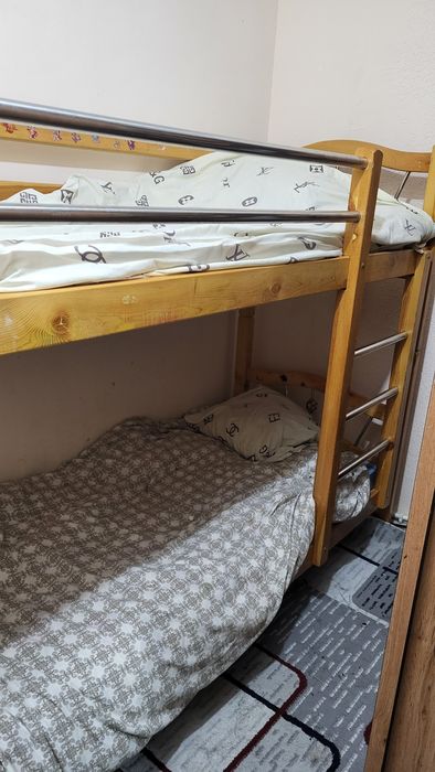 Yaxshi xolatda detskiy krovat...