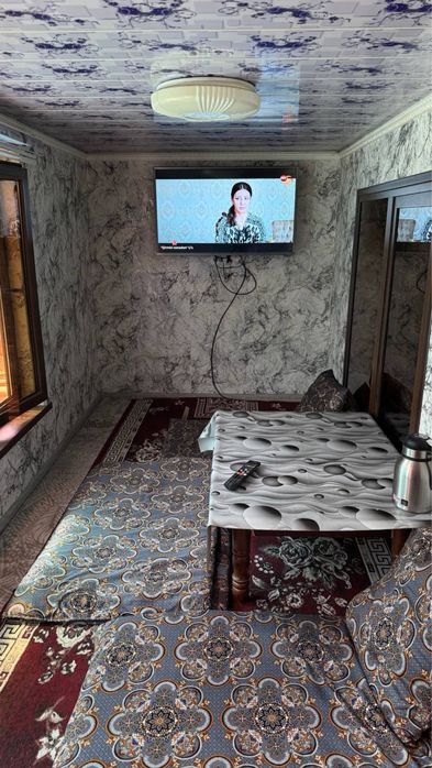 Срочно 3-хонали квартира Сотилади