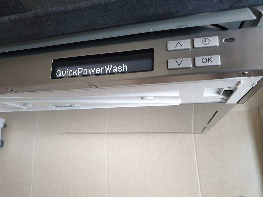 Miele - Auto Open - QuickPowerWash - Съдомиялна - Пълно Вграждане 60см