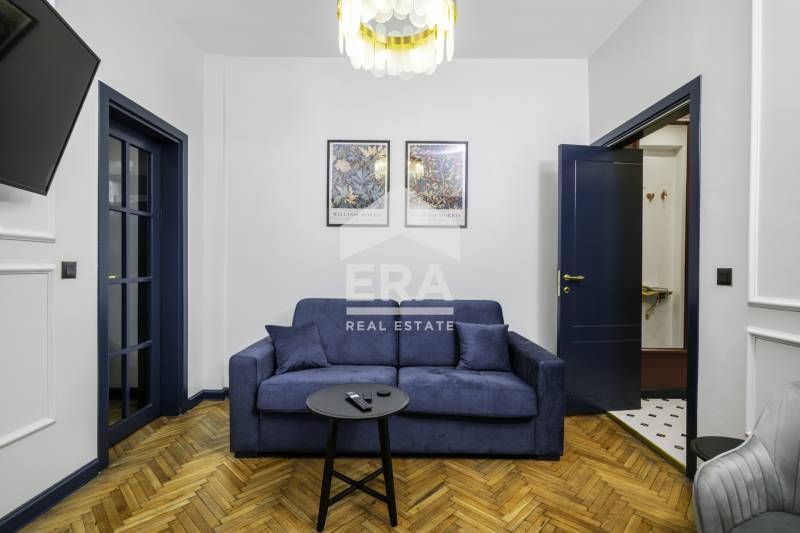Продава се Двустаен апартамент в София, Център - 55 кв.м за 5091 €/кв.м - Снимка #5