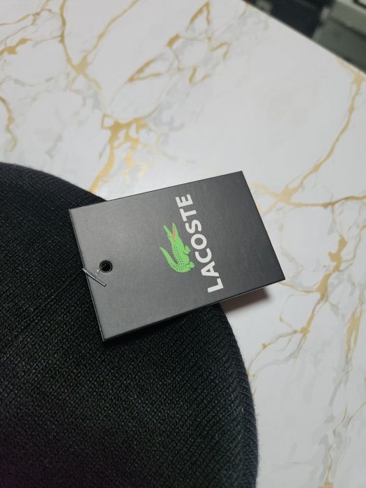 Зимни шапки намалени