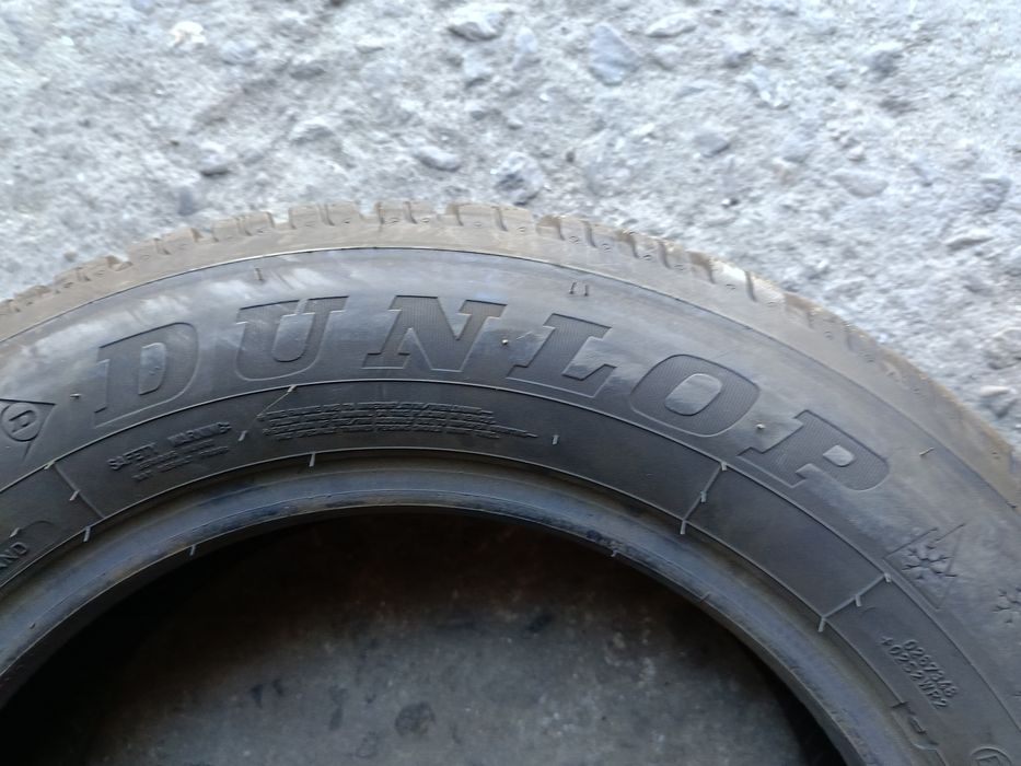 Зимни гуми -2021г.-15цола-185/65-1бр.-85лв."DUNLOP"-като нови