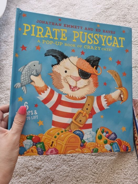 Carti copii superbe pop-up, holograme, sunete