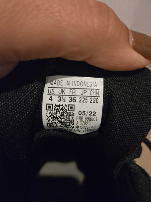 Ботуши Adidas 36 размер