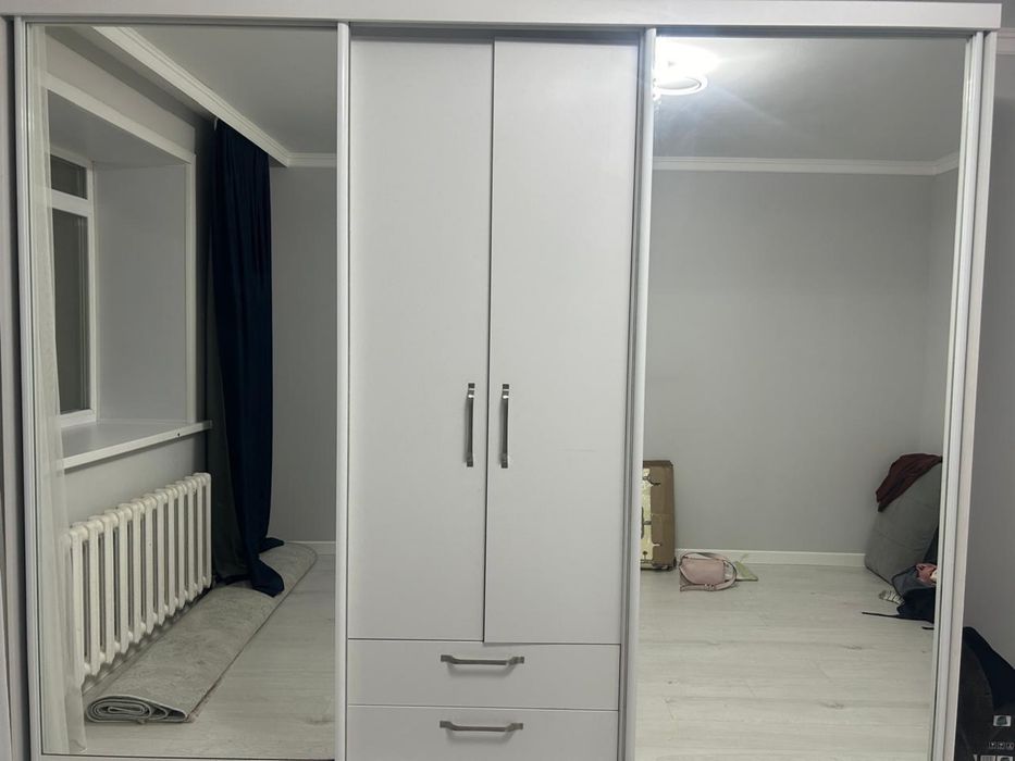 продается шифоньер