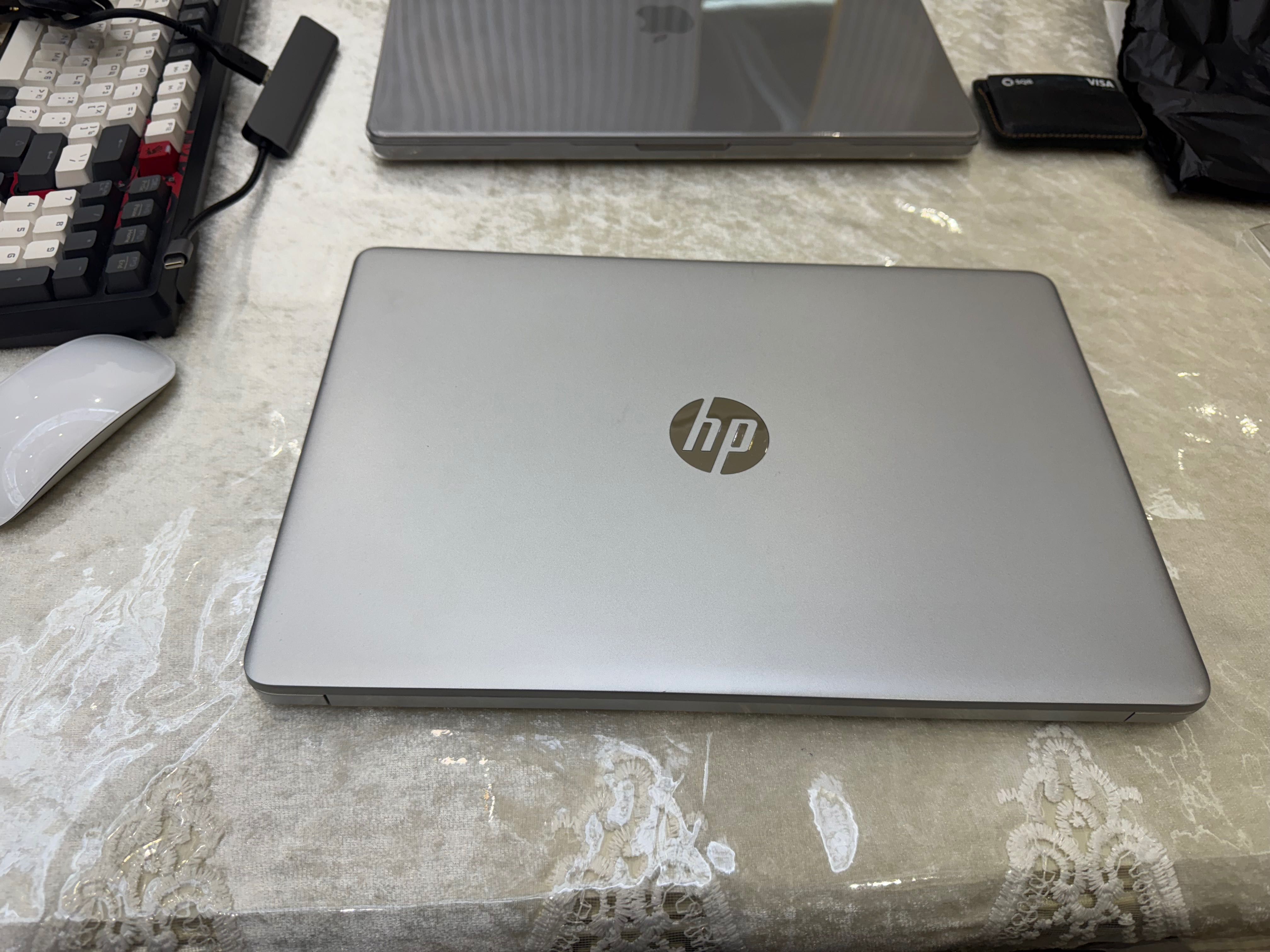 hp i3-10 15,6 dyum