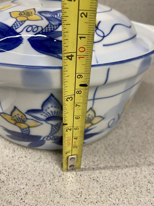 2 броя винтидж порцеланов съд и супник/ тенджера с капаци