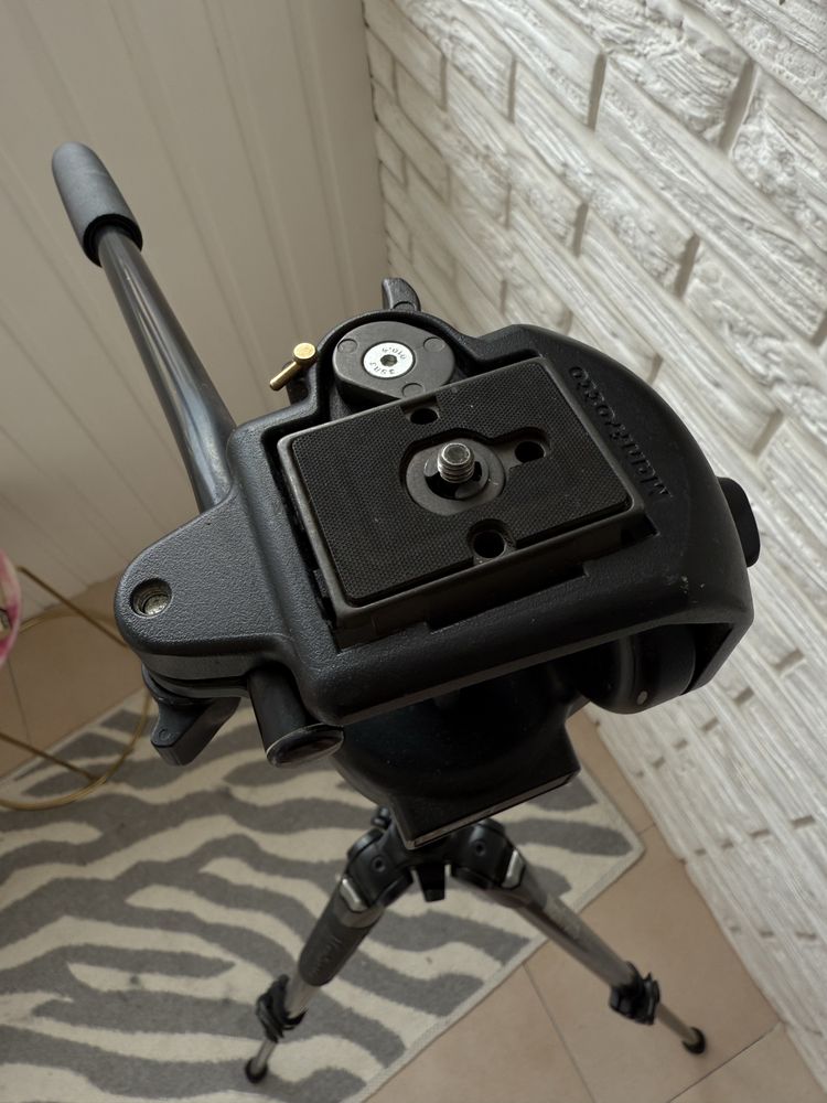 Штатив Manfrotto MK290XTA3-2W 170см
