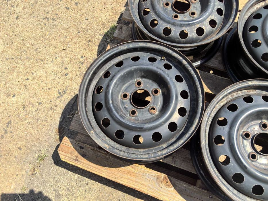 15 цола 5 х 114,3 мм Хюндай И30 / КИЯ Сийд - 6 Инча / ЕТ 46