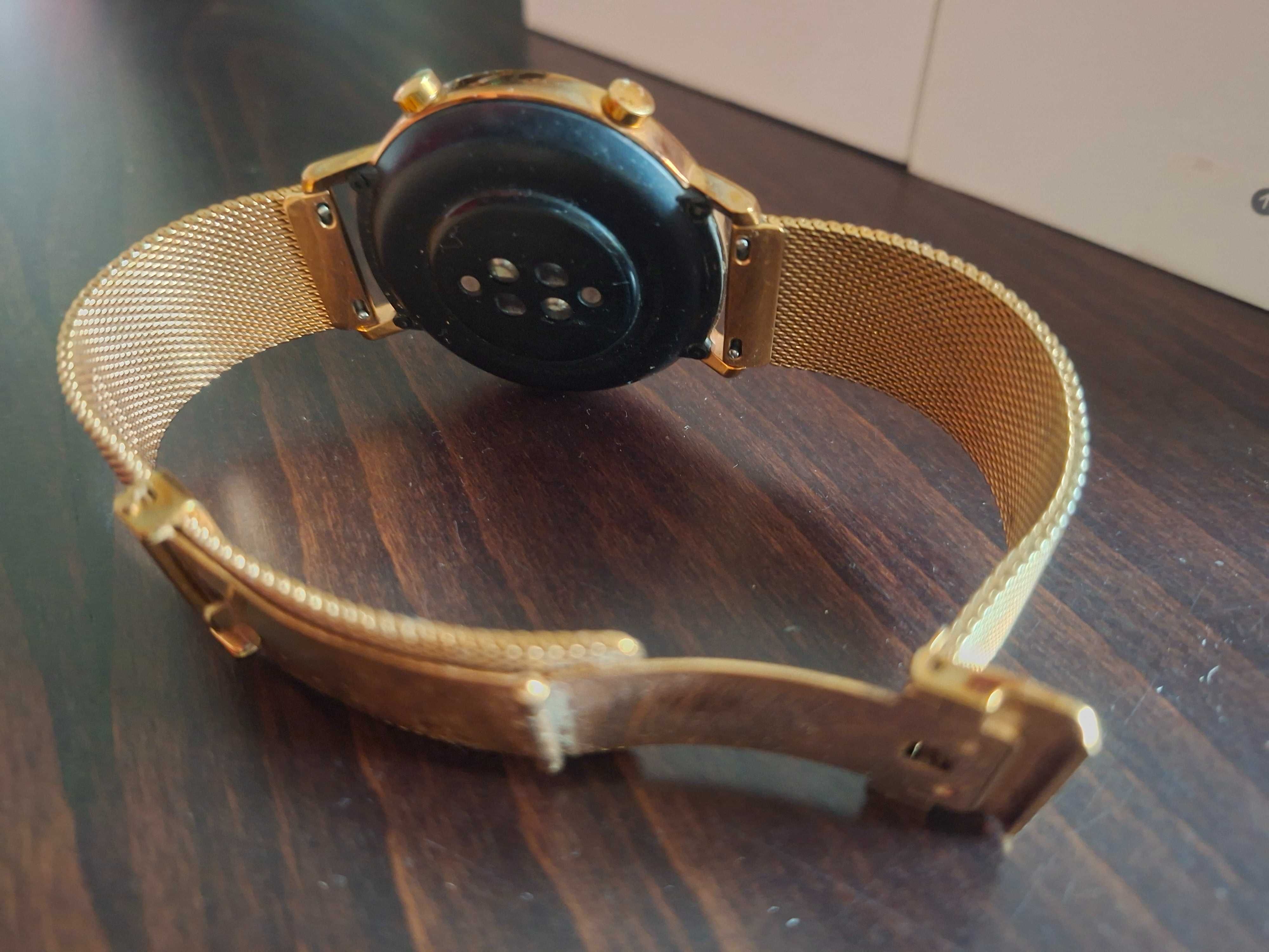 Смарт часовник Huawei