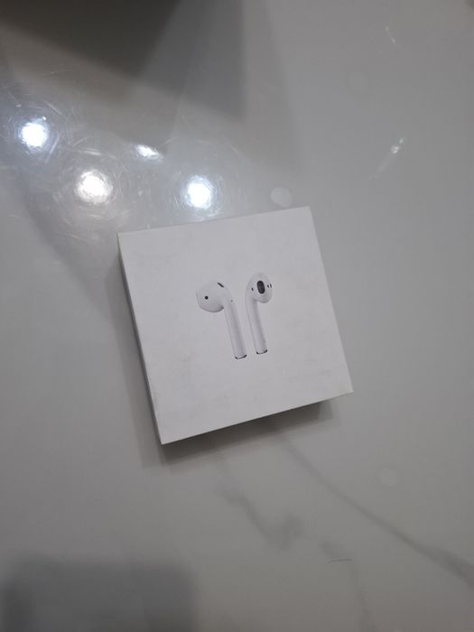 Airpods 1 первой серии