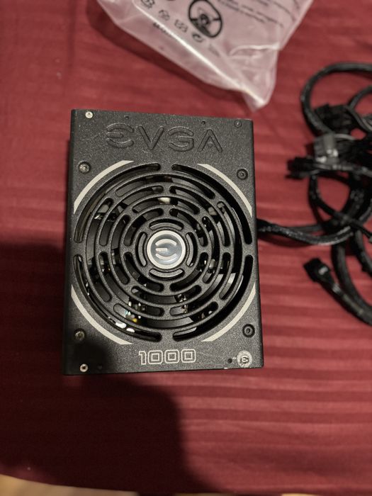 Sursa EVGA Supernova P2 1000W 80+ Platinum