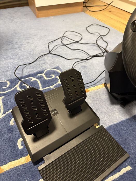 Волан с комплекст педали