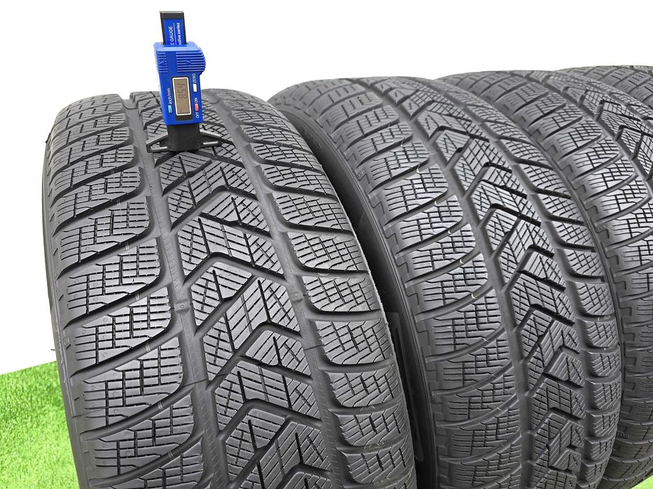 4бр. 235/55/19 PIRELLI Scorpion - зимни