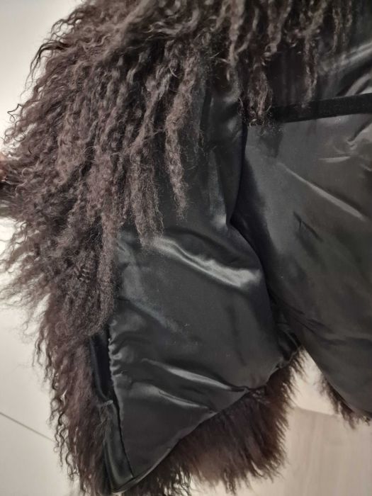 Палто от истинска монголска вълна