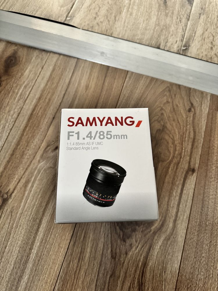 Obiectiv Samyang 85MM F1.4 - Nou - Sigilat