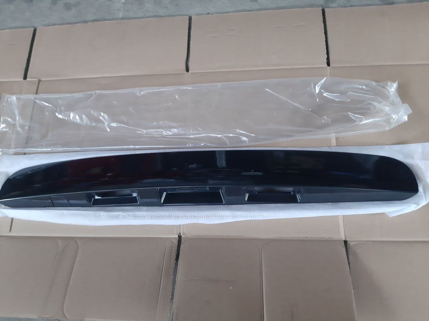 Ornament deschidere haion portbagaj Nissan Qashqai j10