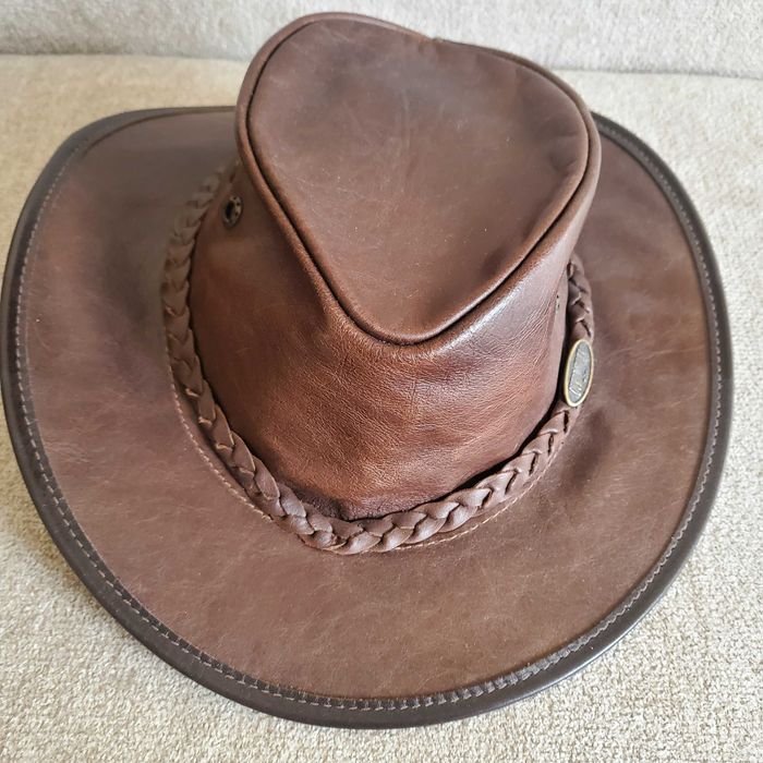 Pălărie originală vintage din piele Overlander.