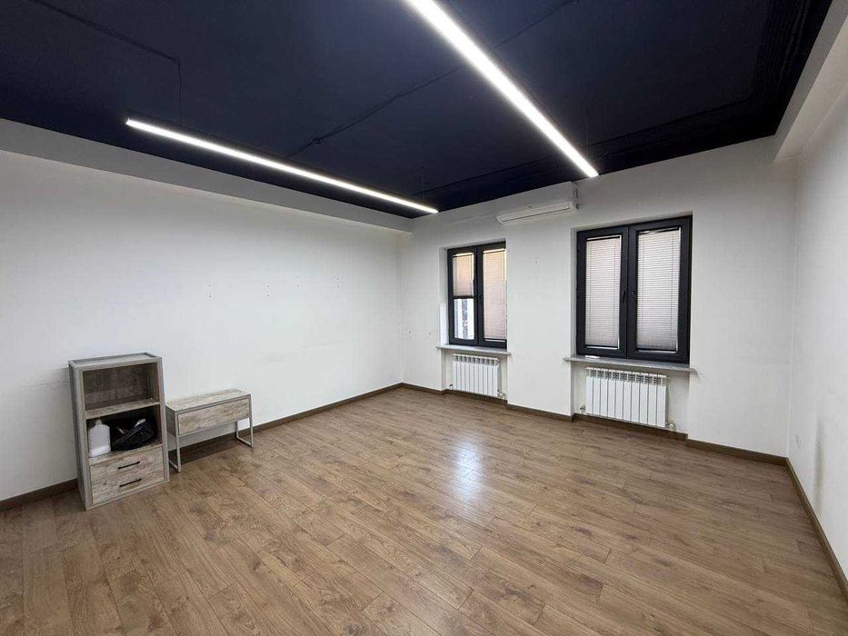 Сдается отдельно стояшая здание 1407м2 на в Мирабадском районе SH83