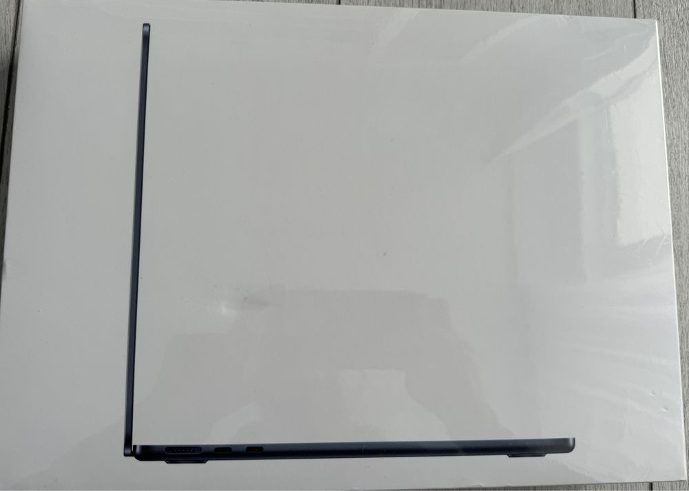 Macbook air with M2 1TB / 16Gb