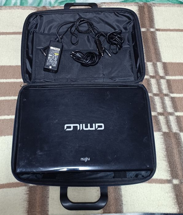 Продам ноутбук Fujitsu Amilo