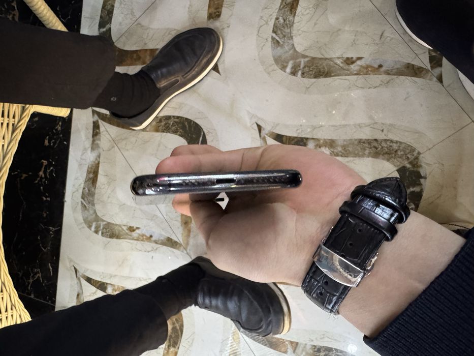 Iphone xs 64gb в хорошом состояния