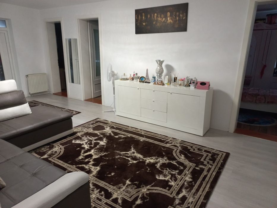 Casa de vânzare, com. Osorhei