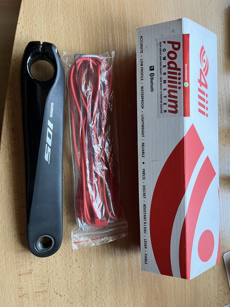 Powermeter 4iiii Podium 105 R7000, касета Shimano 105 R7000 11-30
