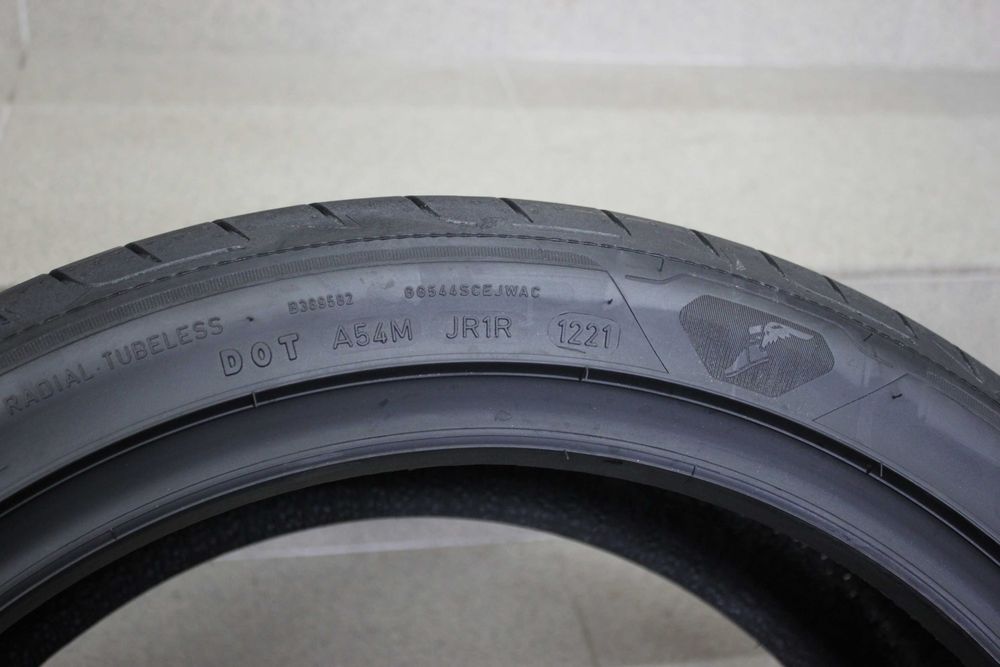 215/45-18 GoodYear летни гуми