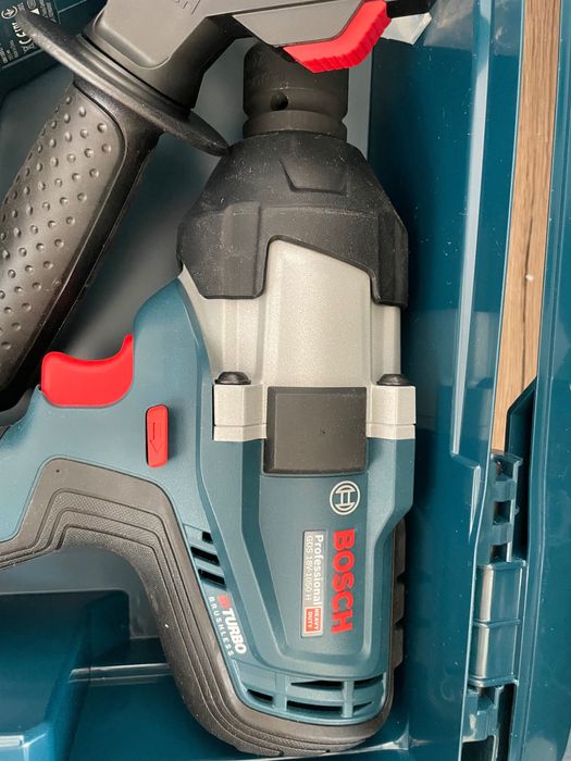 Set cinci scule Bosch , încă în garanție