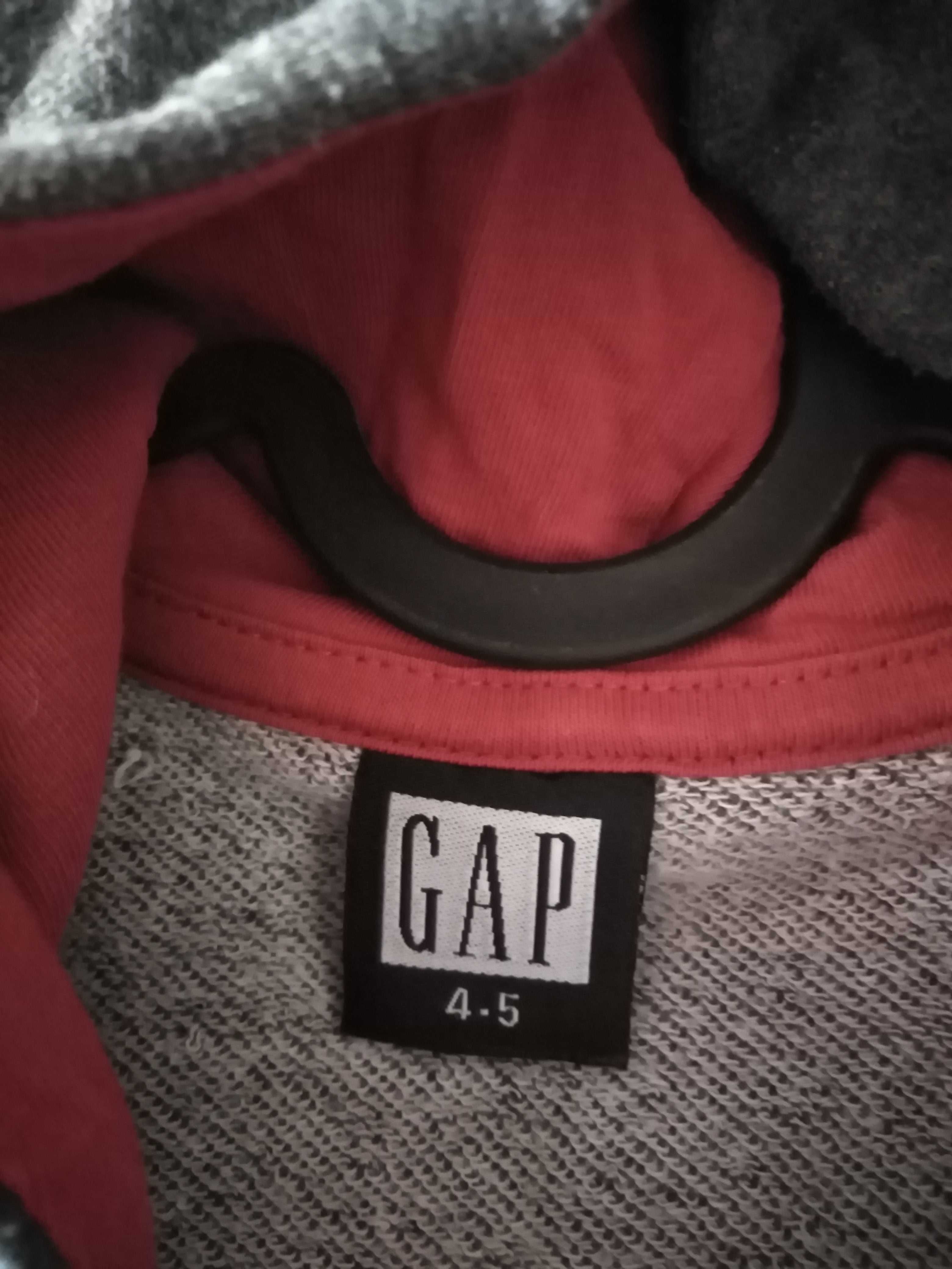 Детски суитшърт на GAP