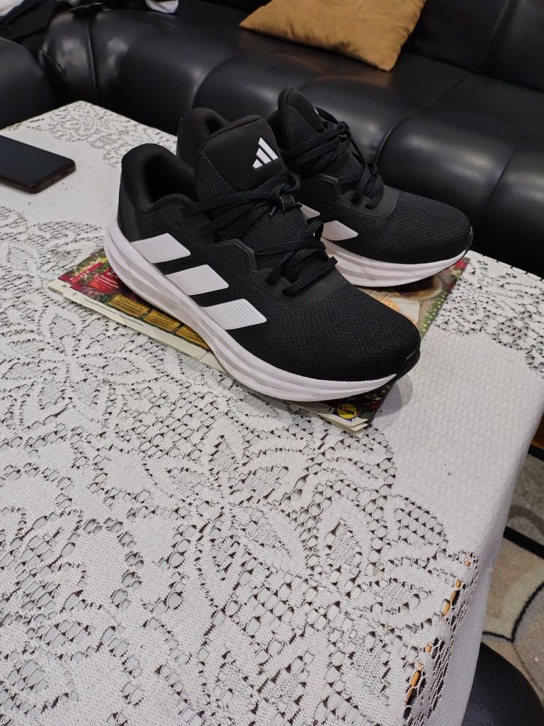 Adidad performance running 7