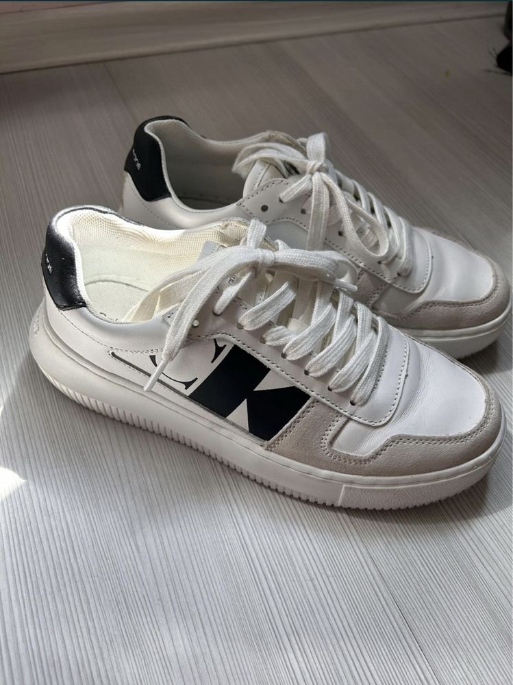 Calvin Klein кецове, Fila маратонки, Adidas low forum 37,5
