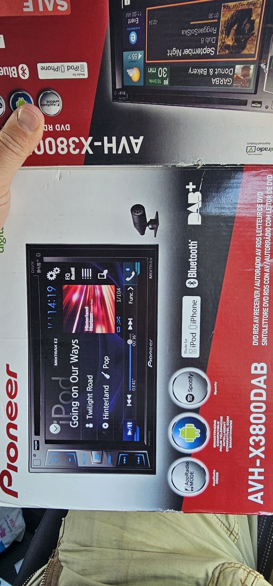 Продавам Pioneer avh-x3800dab