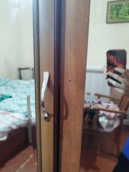 Шкаф для одежды в спальню