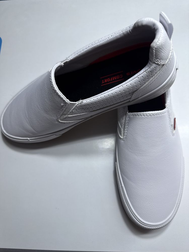 Мокасины Levi’s