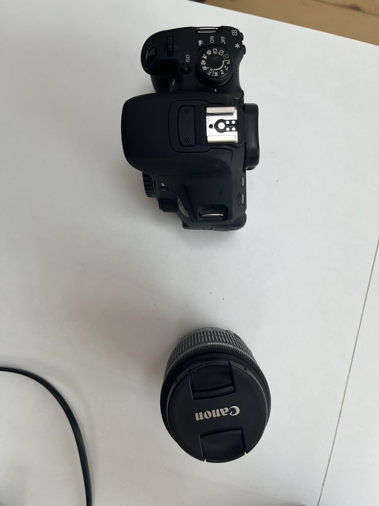 Canon 700D + 18-55mm