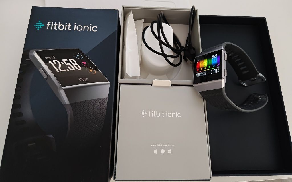 Vând Fitbit Ionic (pentru piese)