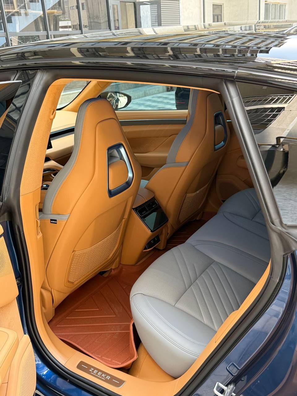 Натариус Zeekr 001 you Z sport 2024