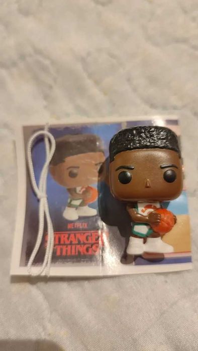 Kinder Joy Stranger things
