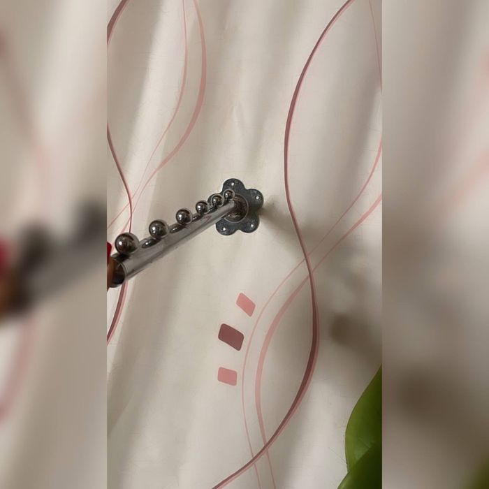 Кронштейн на решетку шариков