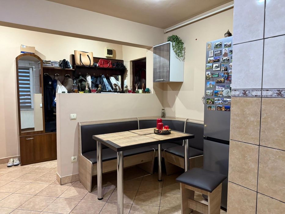 Apartament 2 camere - cart. Armatei