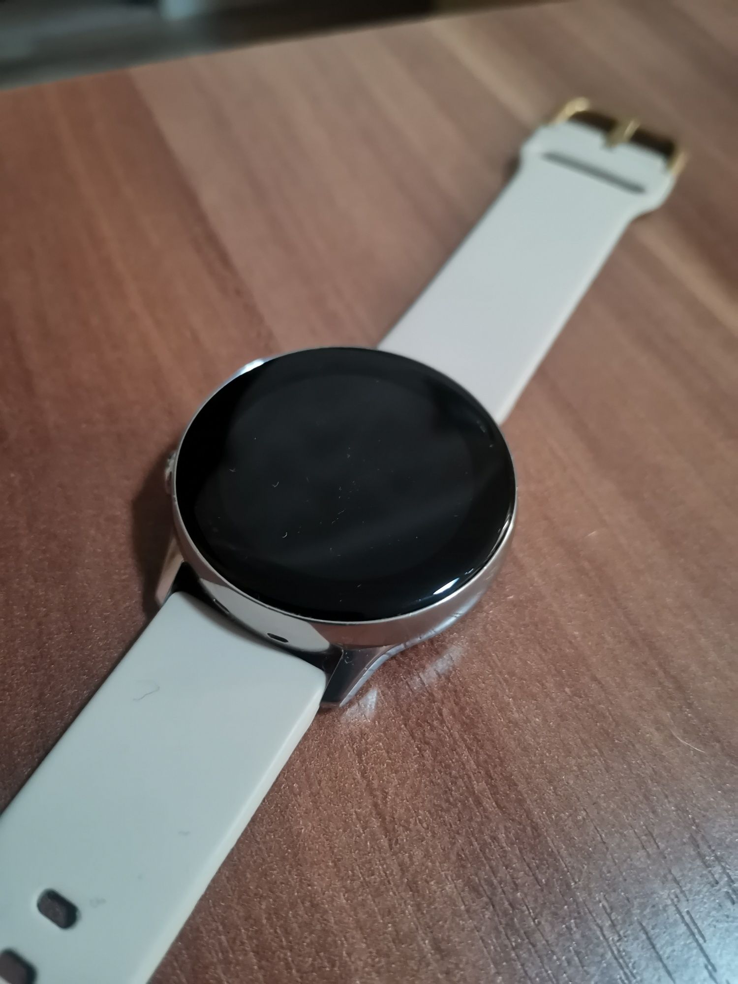 Продам Huawei p20 lite + Смарт часы Galaxy watch 3.